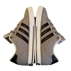 Adidas SHW 675001 Gray/Black Low Top Sneakers  Men's 5 /Women's 6.5